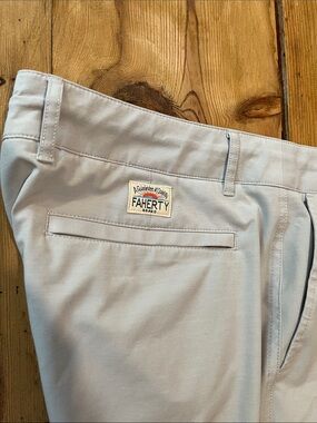 FAHERTY 35 Ice Grey Gray Belt Loop All Day Shorts 9" Inseam Silver